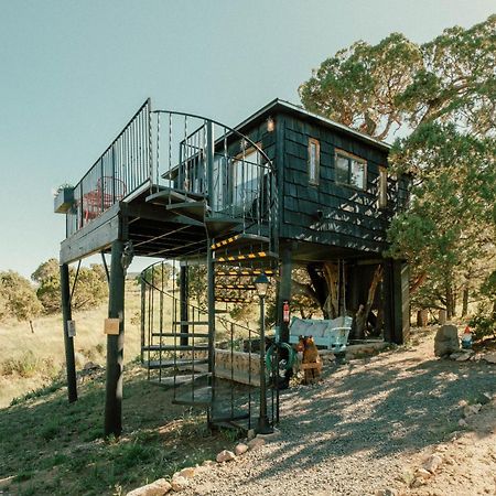 Ashley'S Treehouse At El Mistico Ranch Villa Nogal Luaran gambar